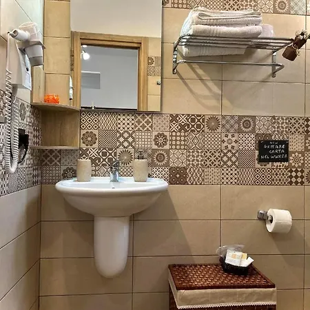 La Corte Di Angelica 3*