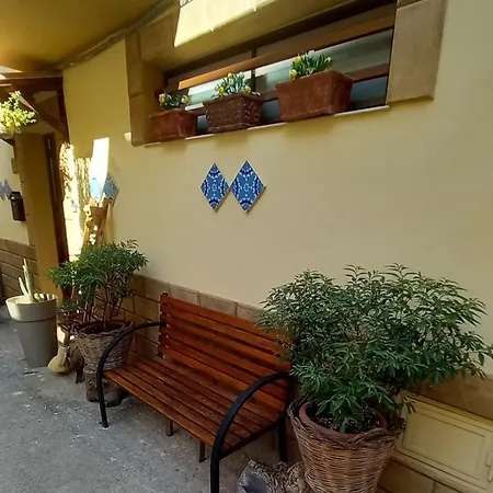 La Corte Di Angelica